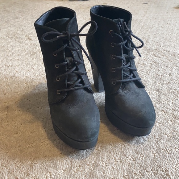 Steve Madden Booties - Picture 2 of 5